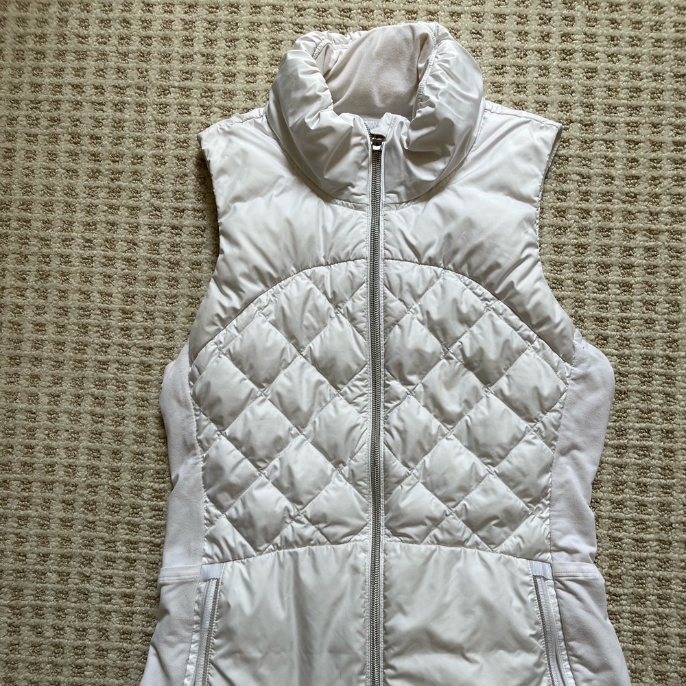 Lululemon Down for a Run vest